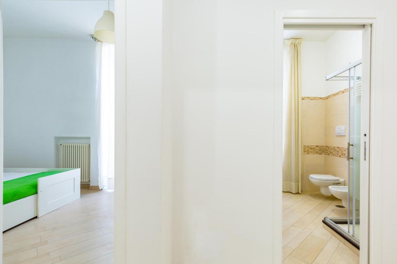 With Balcony In Palazzo Diaz By Wonderful Italy Appartement *